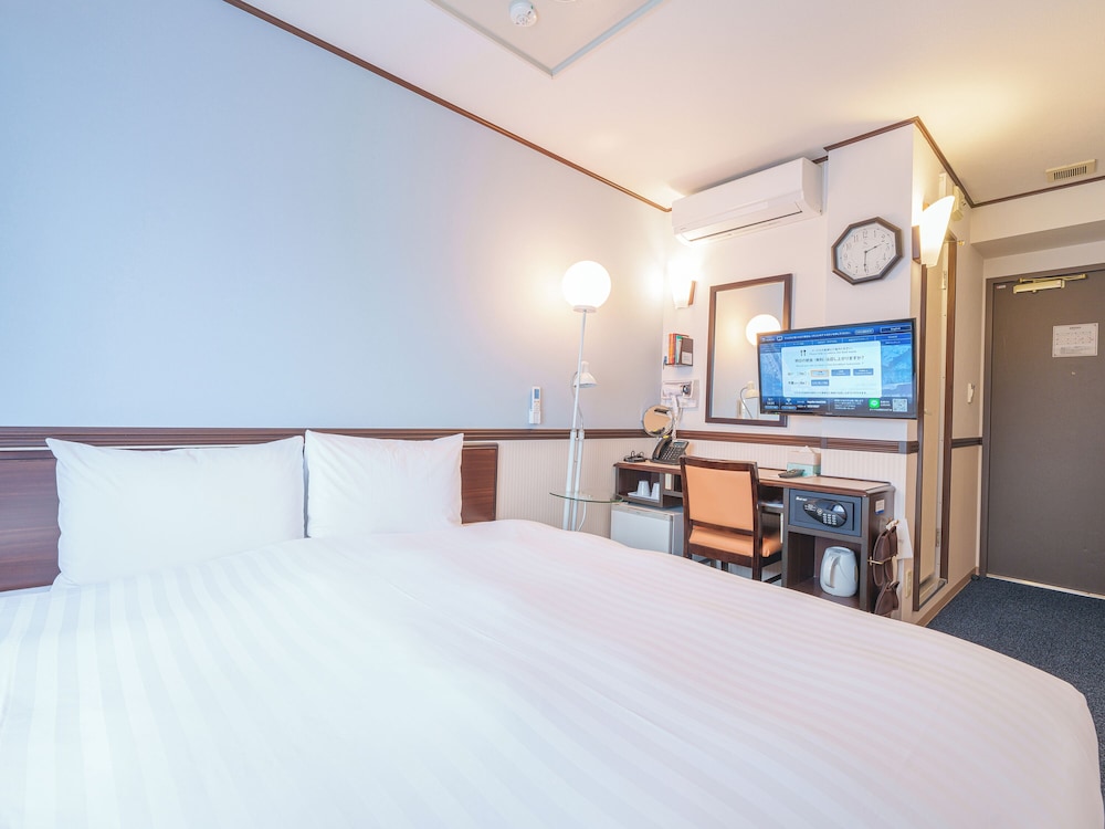 プレミアム ダブルルーム 喫煙可 客室1 | 東横 INN 新大阪駅東口