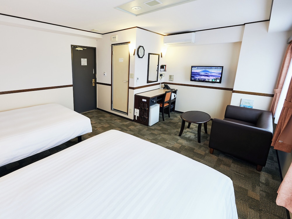 スタンダード ツインルーム 喫煙可 客室1 | 東横INN大阪伊丹空港