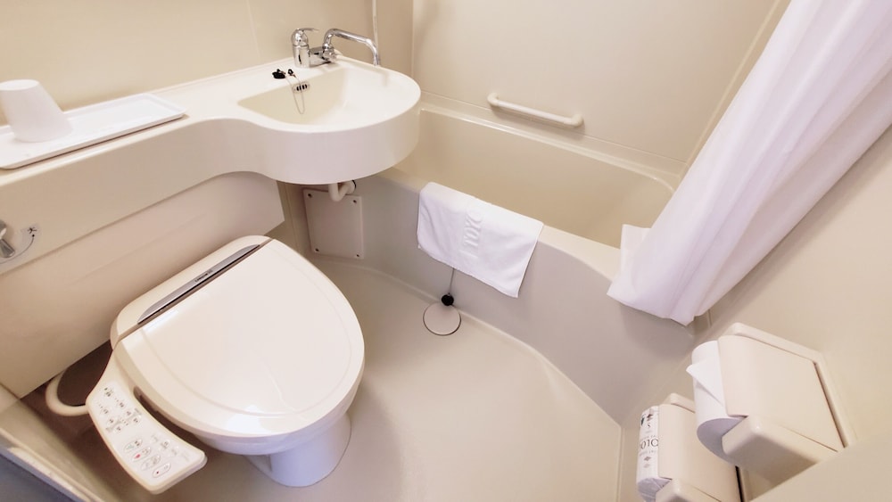 ダブルルーム 喫煙可 バスルーム0 | 東横 INN 本厚木駅南口