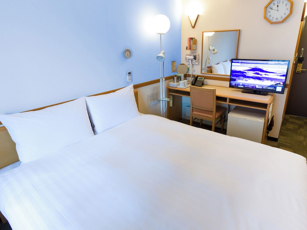 スタンダード ダブルルーム 喫煙可 客室2 | 東横 INNJR 神戸駅北口