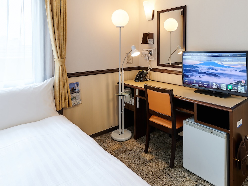 エコノミー ダブルルーム ダブルベッド 1 台 禁煙 客室1 | 東横 INN 福山駅新幹線南口