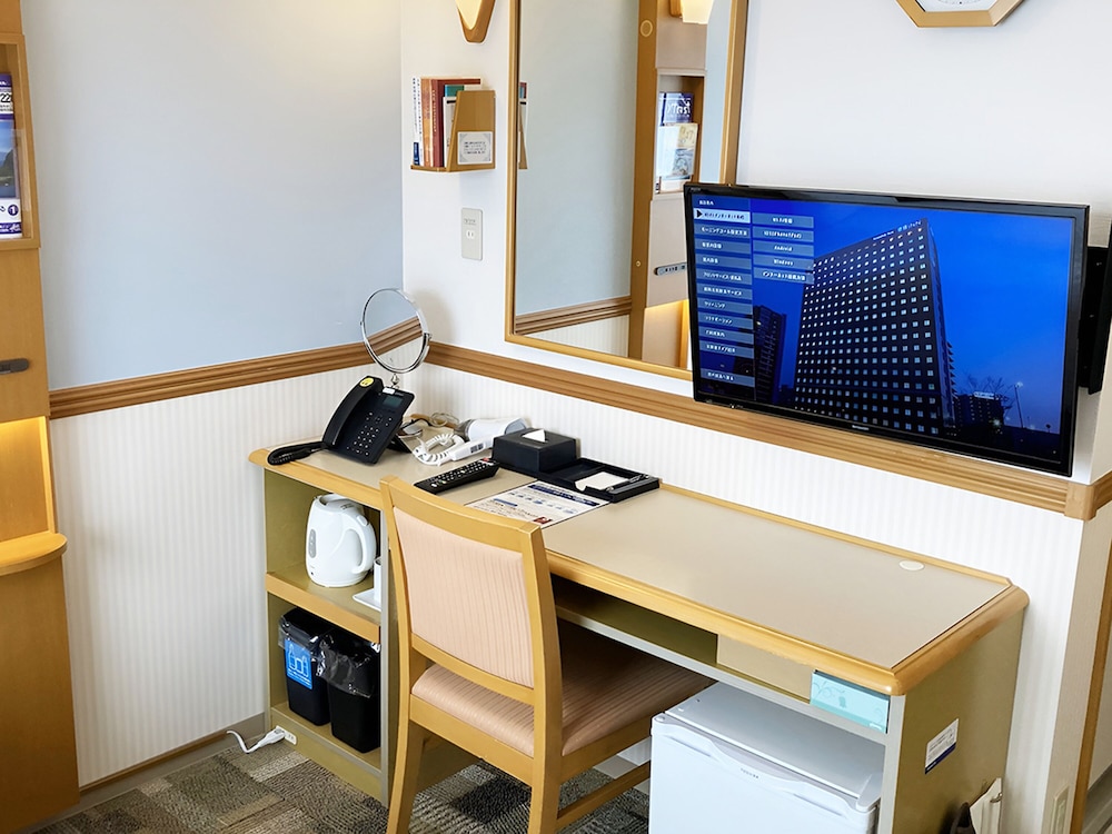 エコノミー ダブルルーム 喫煙可 客室1 | 東横 INN 富山駅新幹線口 1