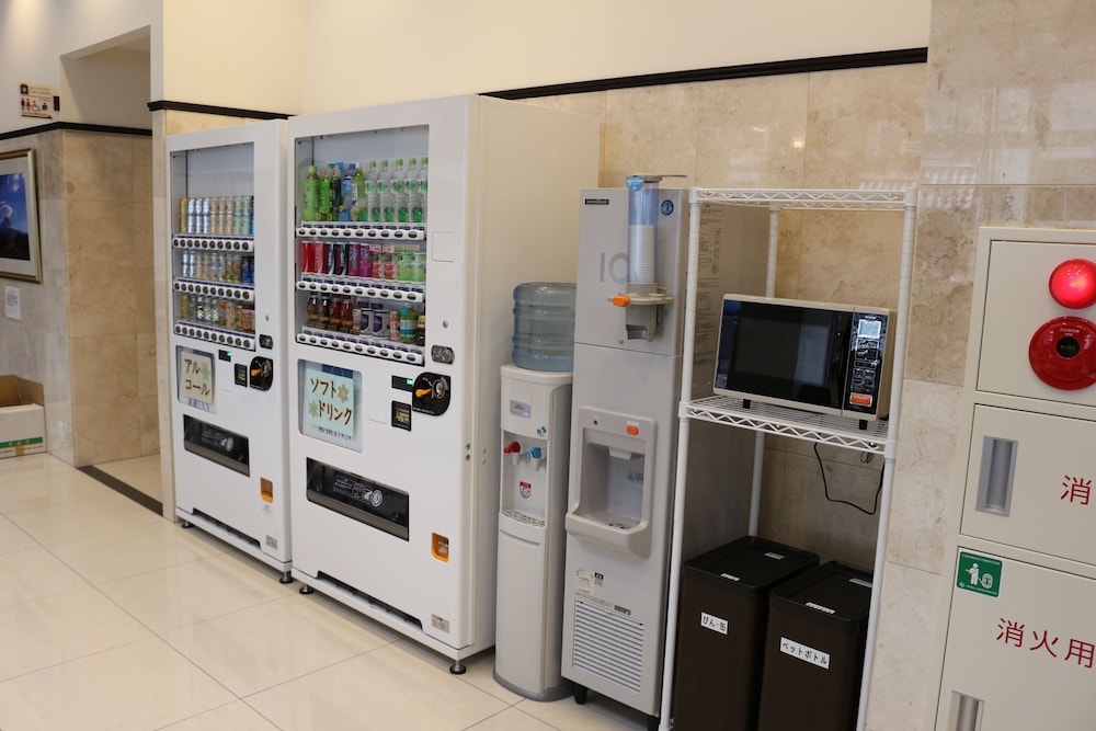 自動販売機1 | 東横 INN 薩摩川内駅東口 自動販売機1 | 東横 INN 薩摩川内駅東口