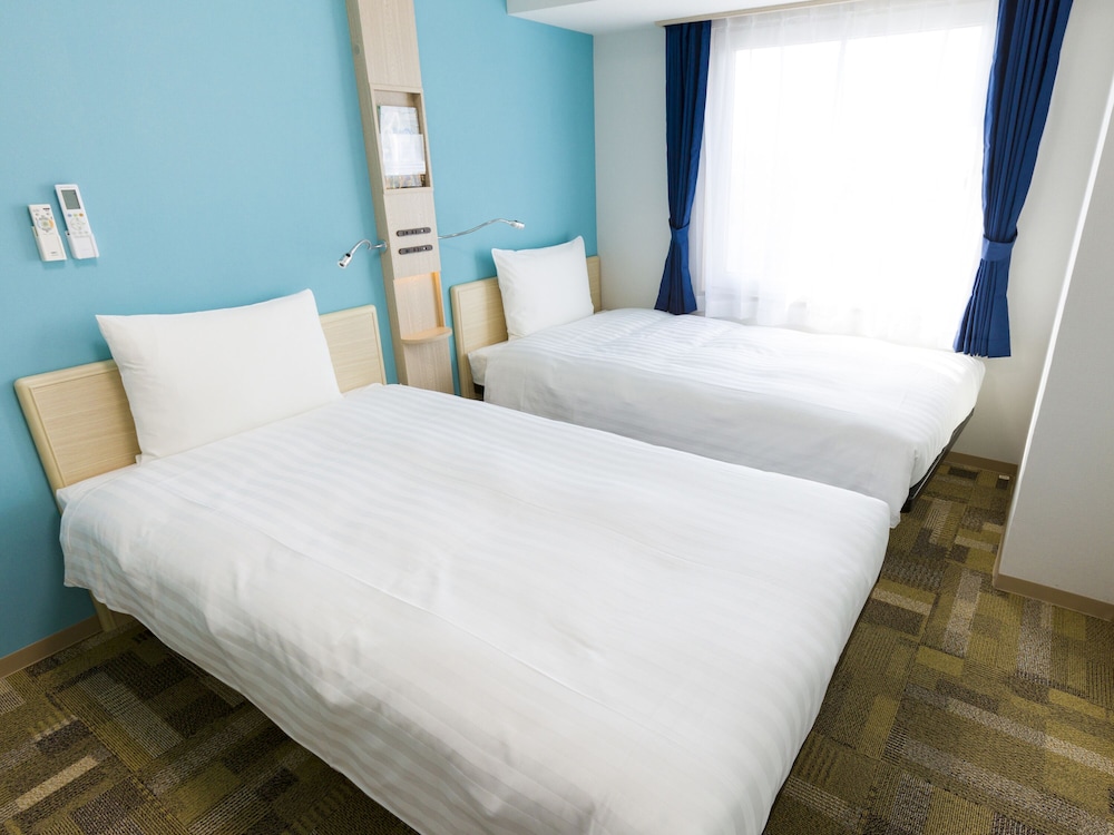 スタンダード ツインルーム 喫煙可 客室2 | 東横 INN 薩摩川内駅東口