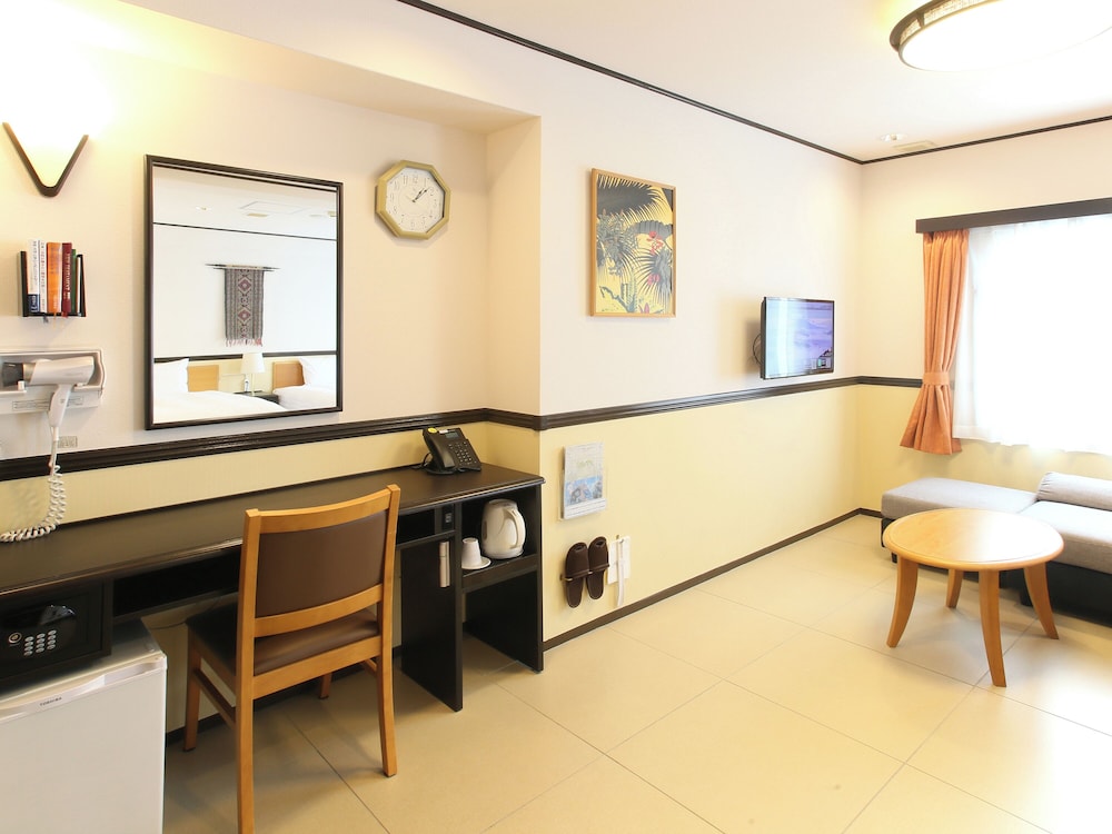 デラックス ツインルーム 禁煙 客室1 | 東横 INN 石垣島