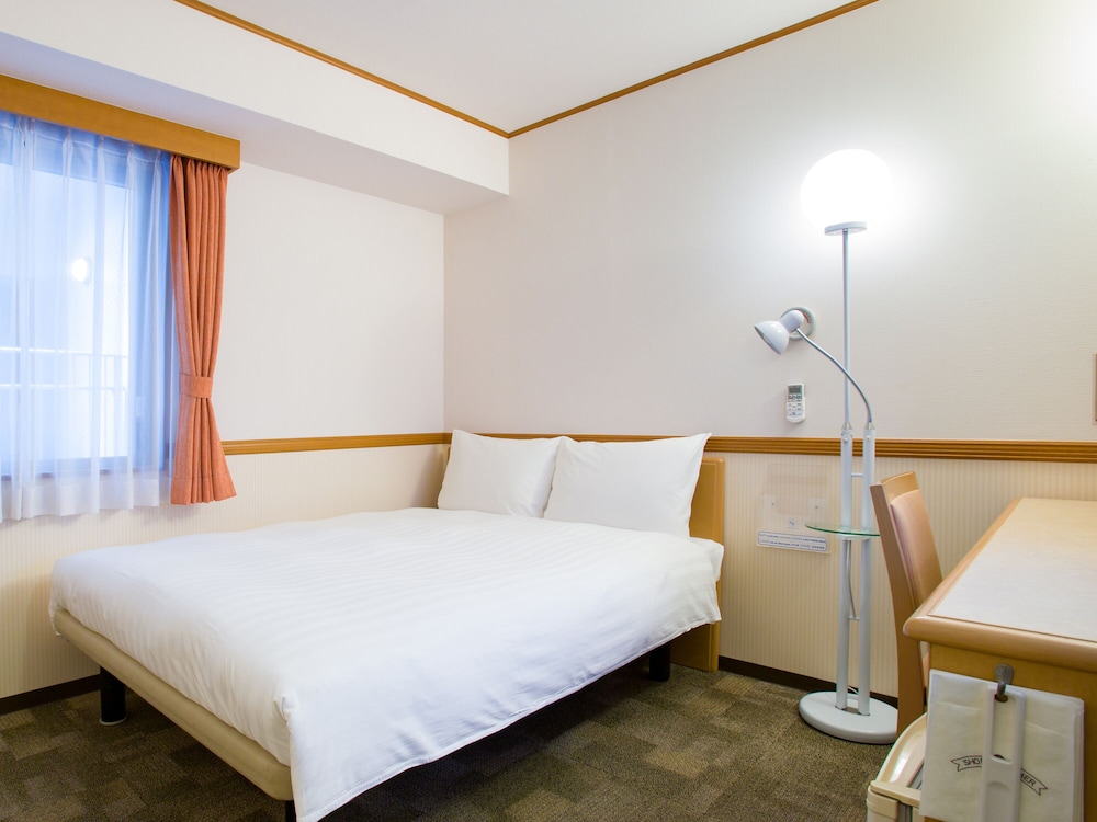 エコノミー ダブルルーム 喫煙可 | 東横 INN 石垣島