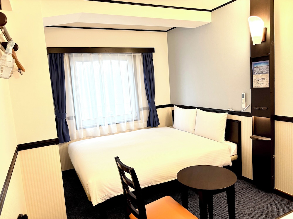 スタンダード ダブルルーム 喫煙可 | 東横 INN 千葉新鎌ヶ谷駅前