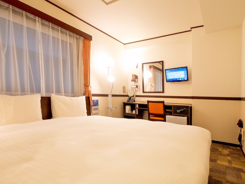 プレミアム ダブルルーム 禁煙 客室1 | 東横INN梅田中津 2