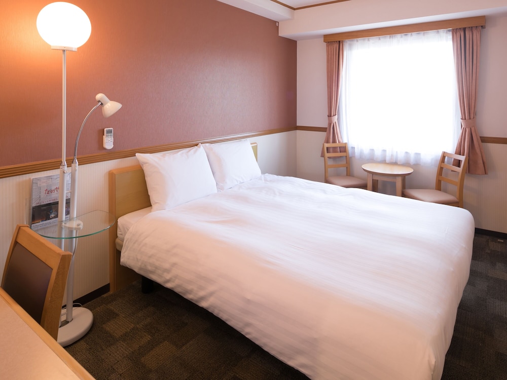 スタンダード ダブルルーム 喫煙可 | 東横 INN 下関海峡ゆめタワー前
