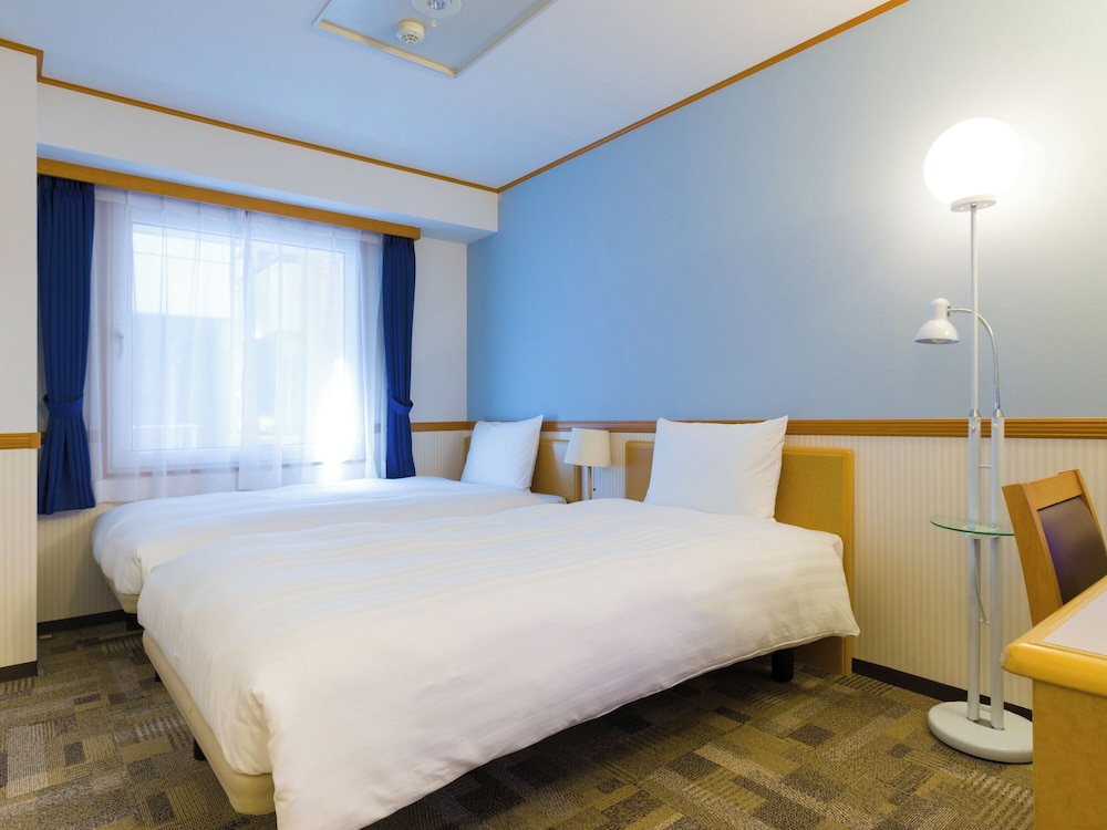 スタンダード ツインルーム 禁煙 | 東横 INN 東京駅新大橋前