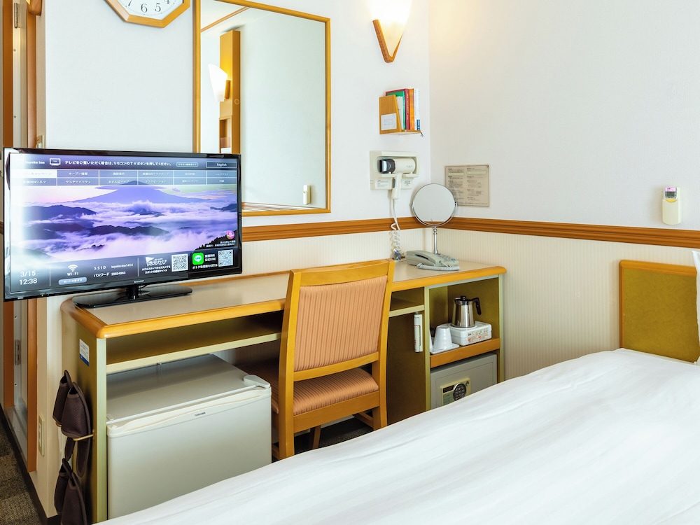 スタンダード ルーム ベッド (複数台) 禁煙 客室1 | 東横INN新潟古町