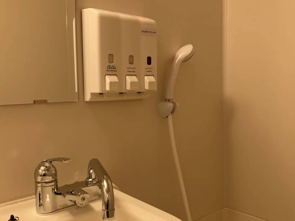 エコノミールーム 禁煙 バスルーム1 | 東横INN佐世保駅前