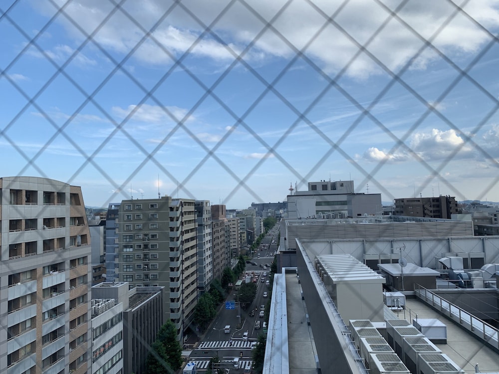 エコノミー ダブルルーム 喫煙可 ストリート ビュー0 | 東横INN京都五条烏丸