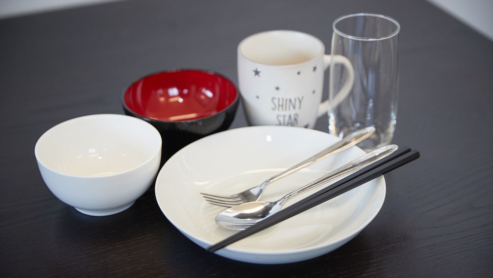コンフォート ダブルルーム ダブルベッド 1 台 禁煙 キッチン 専用キッチン3 | テラスリゾート新都心