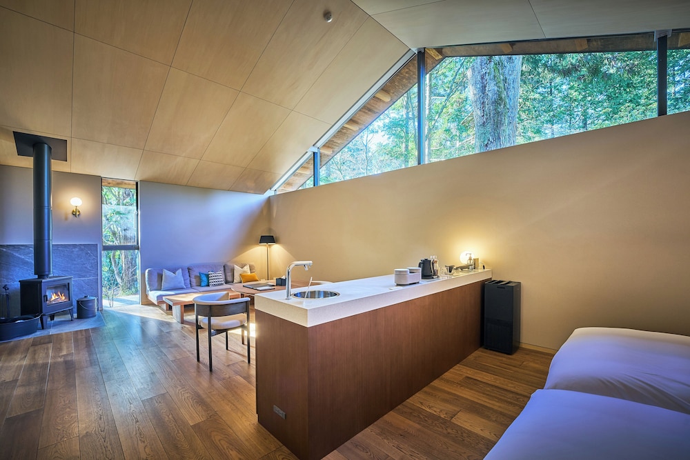 [2024年Newオープン] プライベート温泉付き 一棟貸しスイートヴィラ 禁煙 [いぶき] (3ベッド) 客室8 | 箱根リトリート villa 1/f