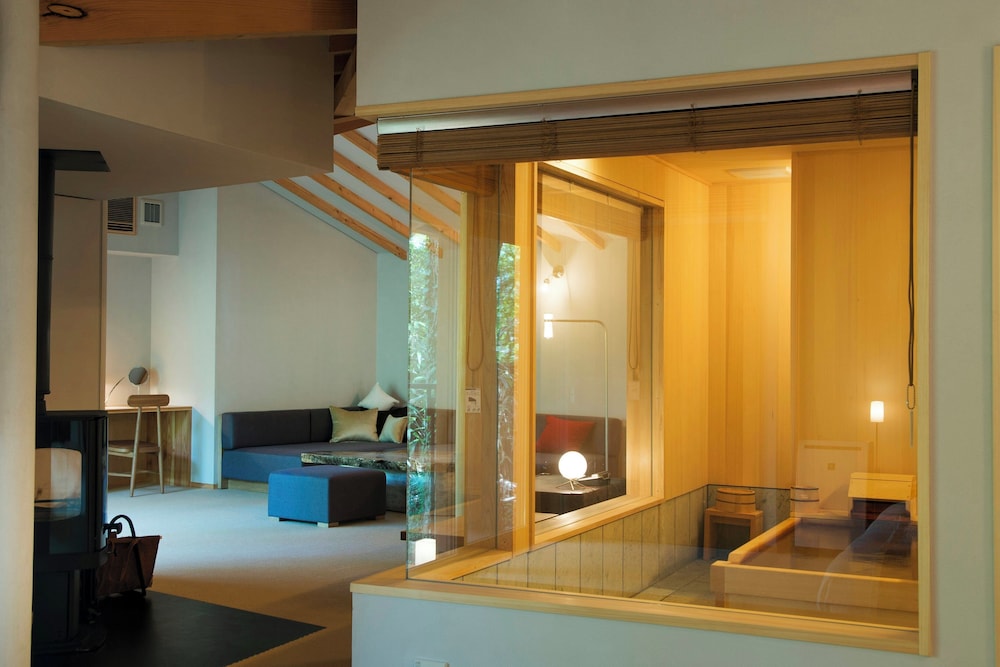 プライベート温泉付き 一棟貸しスイートヴィラ 禁煙 [ゆらぎ] (2ベッド) 客室24 | 箱根リトリート villa 1/f