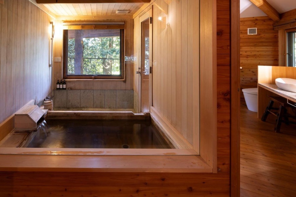 プライベート温泉付き 一棟貸しスイートヴィラ 禁煙 [ゆらぎ] (2ベッド) バスルーム4 | 箱根リトリート villa 1/f