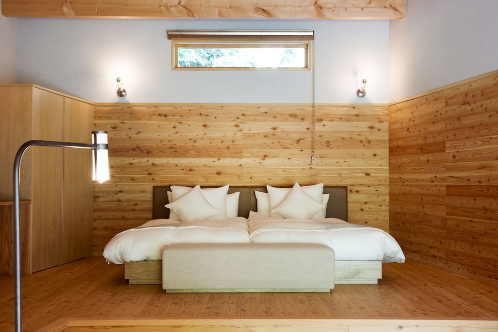 プライベート露天温泉付き 一棟貸しスイートヴィラ 禁煙 [ゆらぎ] (2ベッド) 客室1 | 箱根リトリート villa 1/f