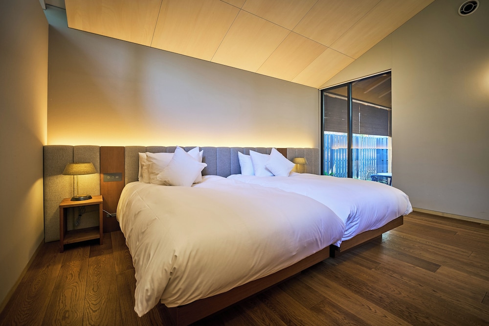 [2024年Newオープン] プライベート温泉付き 一棟貸しスイートヴィラ 禁煙 [いぶき] (3ベッド) 客室7 | 箱根リトリート villa 1/f