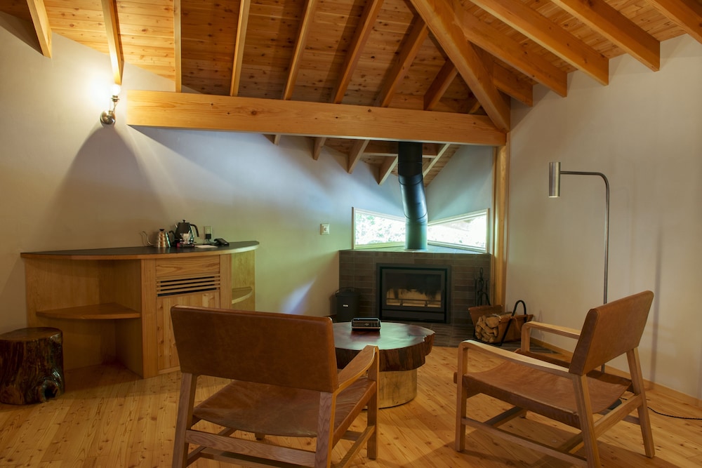 プライベート温泉付き 一棟貸しスイートヴィラ 禁煙 [ゆらぎ] (2ベッド) 客室4 | 箱根リトリート villa 1/f