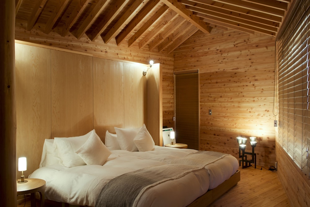 プライベート温泉付き 一棟貸しスイートヴィラ 禁煙 [ゆらぎ] (2ベッド) 客室9 | 箱根リトリート villa 1/f