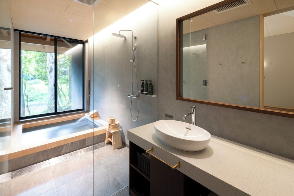 [2024年Newオープン] プライベート温泉付き 一棟貸しスイートヴィラ 禁煙 [いぶき] (3ベッド) 客室13 | 箱根リトリート villa 1/f