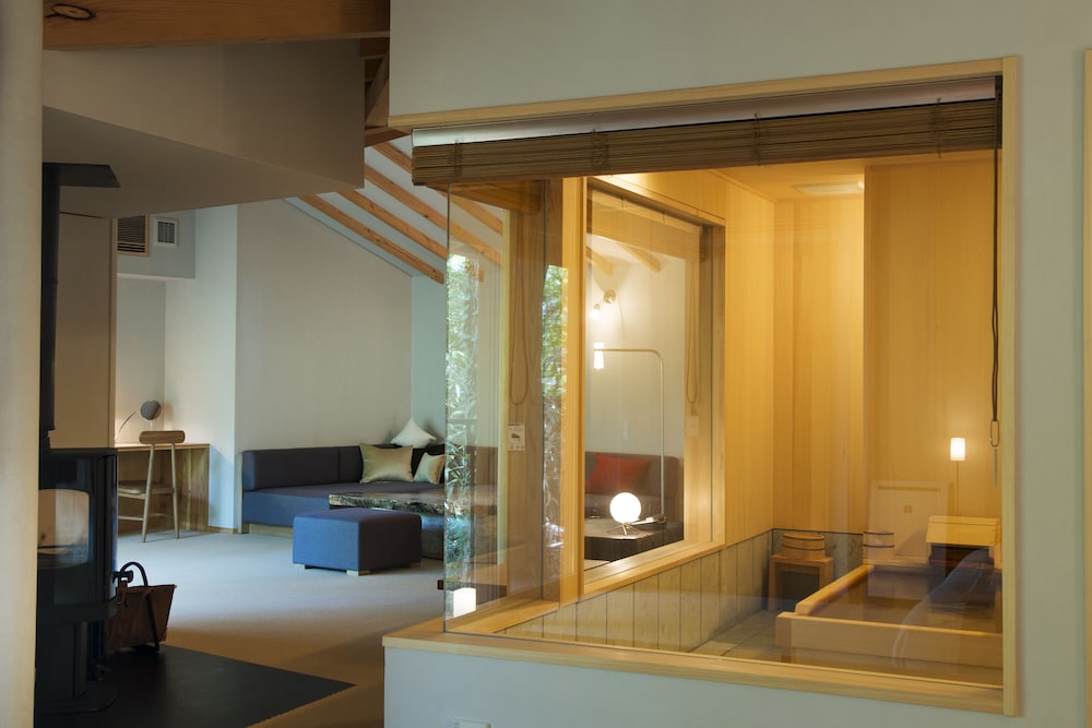 プライベート温泉付き 一棟貸しスイートヴィラ 禁煙 [ゆらぎ] (2ベッド) 客室7 | 箱根リトリート villa 1/f