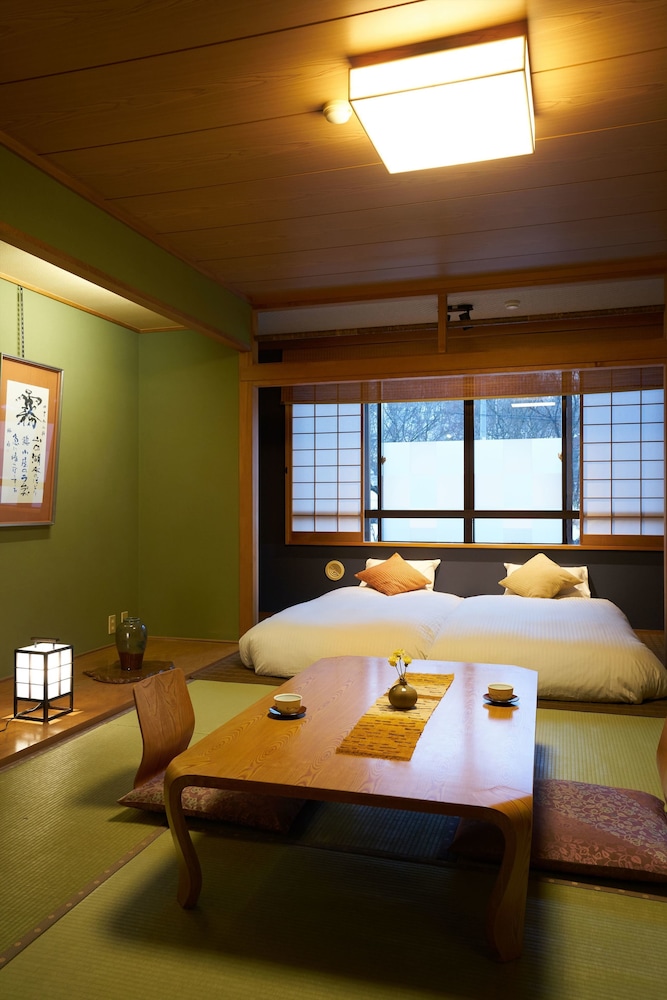 倶楽部ルーム ユニットバス付 客室1 | 名湯舎 創