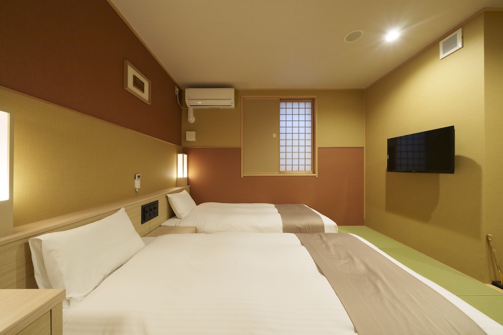スーペリア ツインルーム 禁煙 客室2 | 和空 下寺町