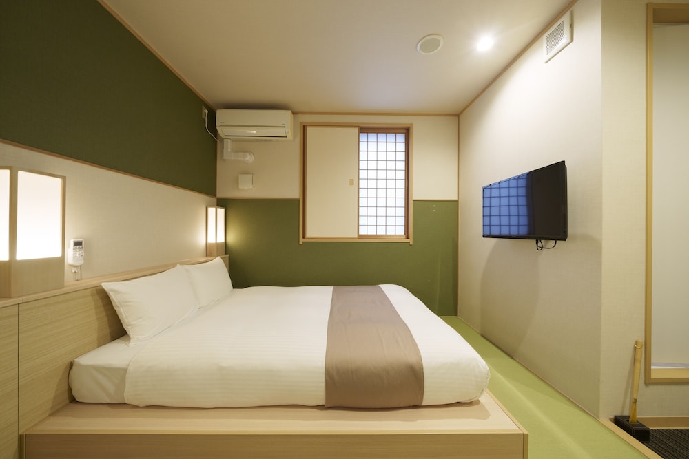 スーペリア ダブルルーム (畳敷き低層) 禁煙 客室2 | 和空 下寺町