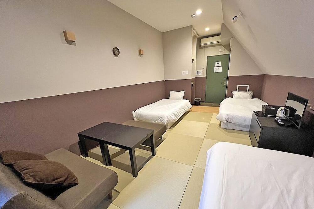 ファミリー ルーム 3 ベッドルーム | TERRACE+HOUSE 谷町