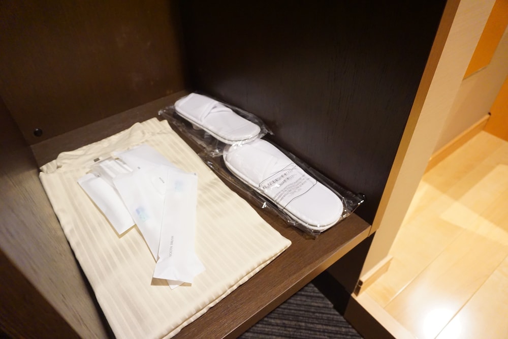 デラックス ダブルルーム 禁煙 客室の設備とサービス0 | HOTEL CASVI TENJIN ホテル キャスヴィ 天神