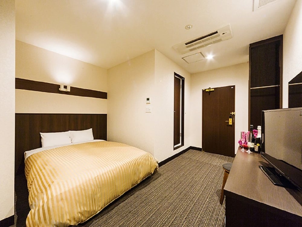 デラックス ダブルルーム 禁煙 | HOTEL CASVI TENJIN ホテル キャスヴィ 天神