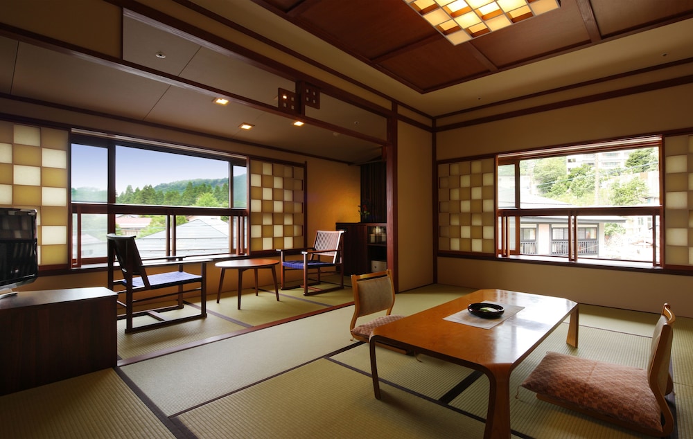 モダン和室10畳 (全館禁煙) (バス無し) | おおみや旅館