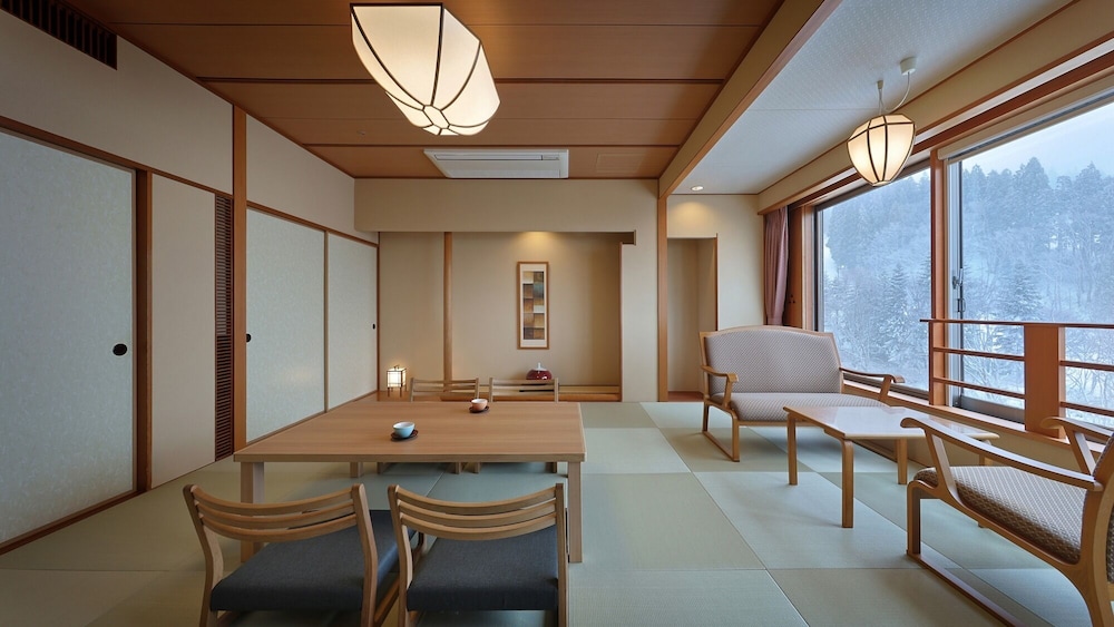 南館和室 禁煙 客室1 | 蔵王国際ホテル