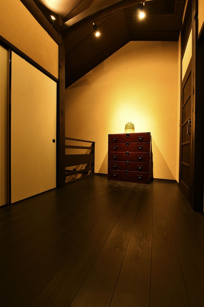 トラディショナル ハウス 客室7 | 藏や　上五条町