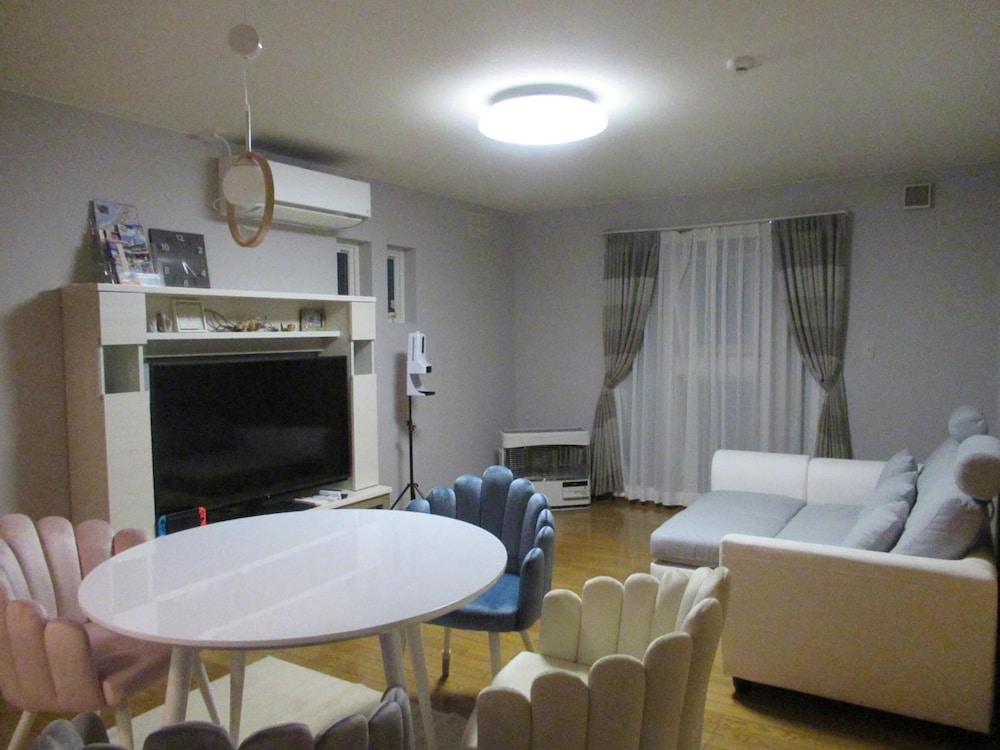 アパートメント リビングルーム2 | ゲストハウスアナベル