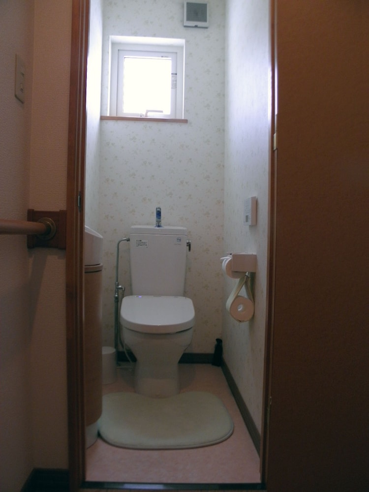 アパートメント バスルーム1 | ゲストハウスアナベル