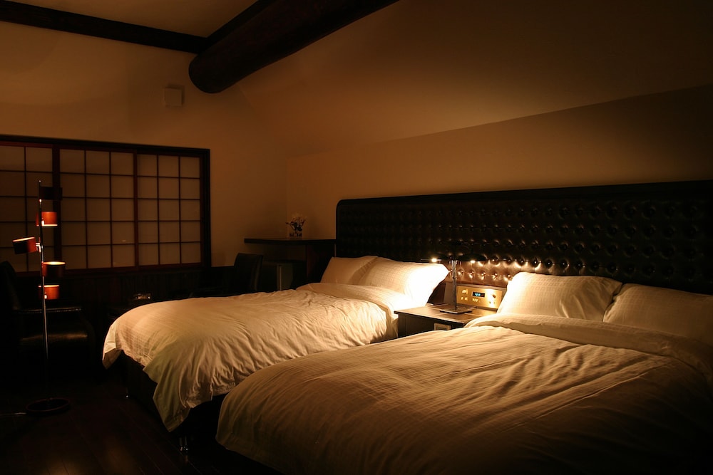 客室1 | 飛騨つづり 朧