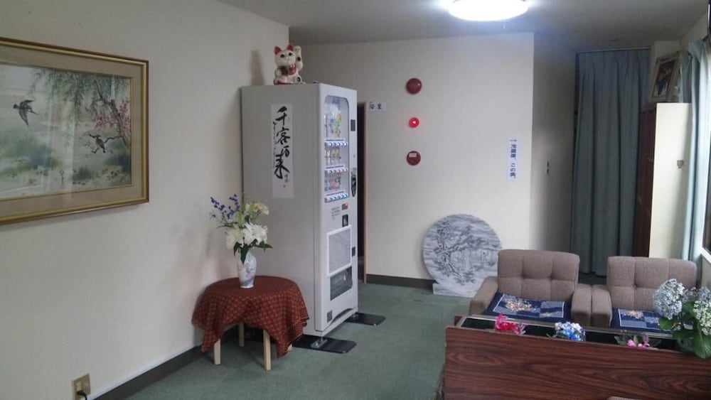 ロビー1 | 瑞穂館 ロビー1 | 瑞穂館