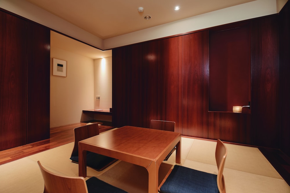 111号室 温泉付き 客室3 | リバーリトリート雅樂倶