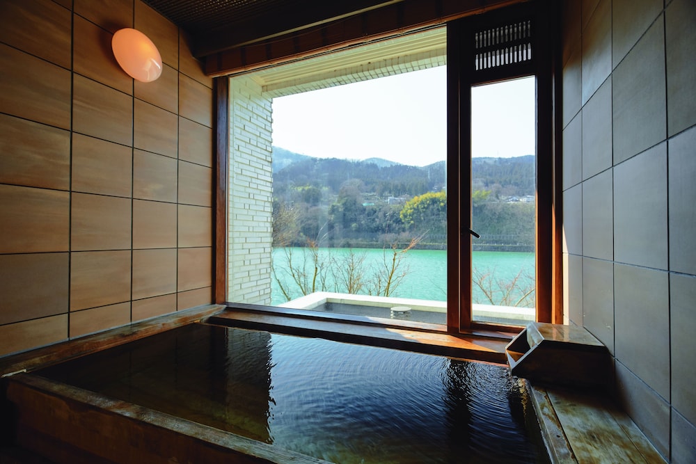 114号室 温泉付き バスルーム0 | リバーリトリート雅樂倶