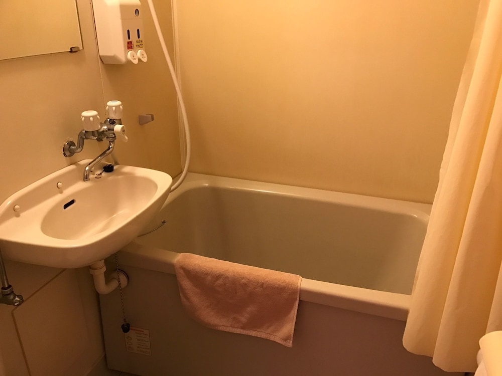 ファミリー ルーム 禁煙 バスルーム0 | ヒールイン四日市