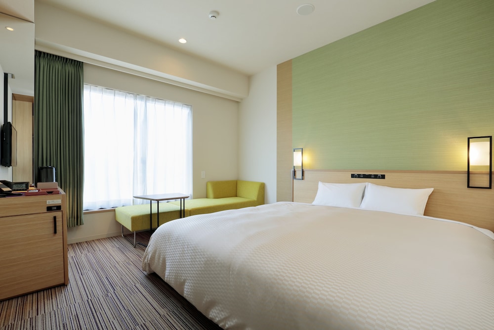 デラックスキング(禁煙) | カンデオホテルズ大阪なんば