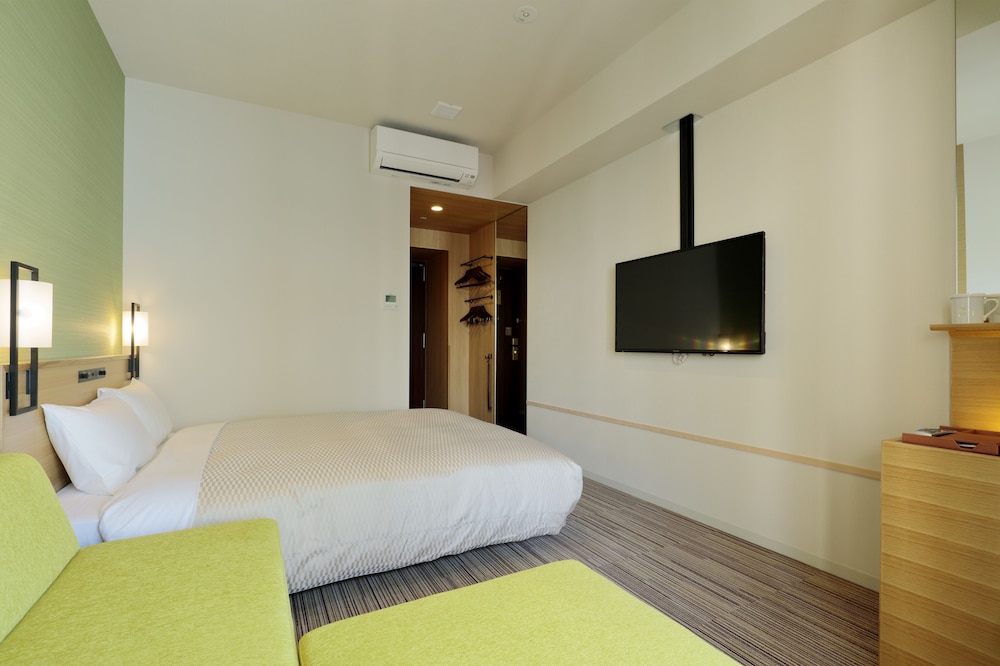 スーペリアソファクイーン（禁煙） 客室1 | カンデオホテルズ大阪なんば