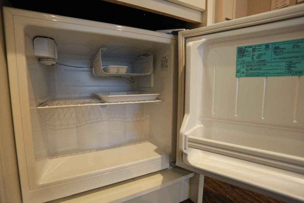 デラックス 和洋室 小型冷蔵庫0 | ザ・ベース・堺東・アパートメントホテル