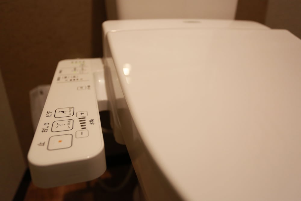 デラックス 和洋室 バスルーム3 | ザ・ベース・堺東・アパートメントホテル