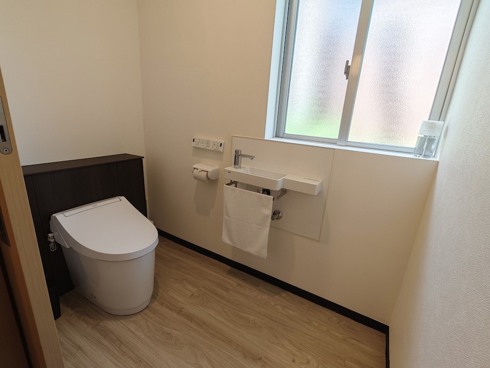 スカイデッキコテージ　サウナ有　禁煙　オーシャンビュー バスルーム4 | 長浜ビーチリゾート 海音