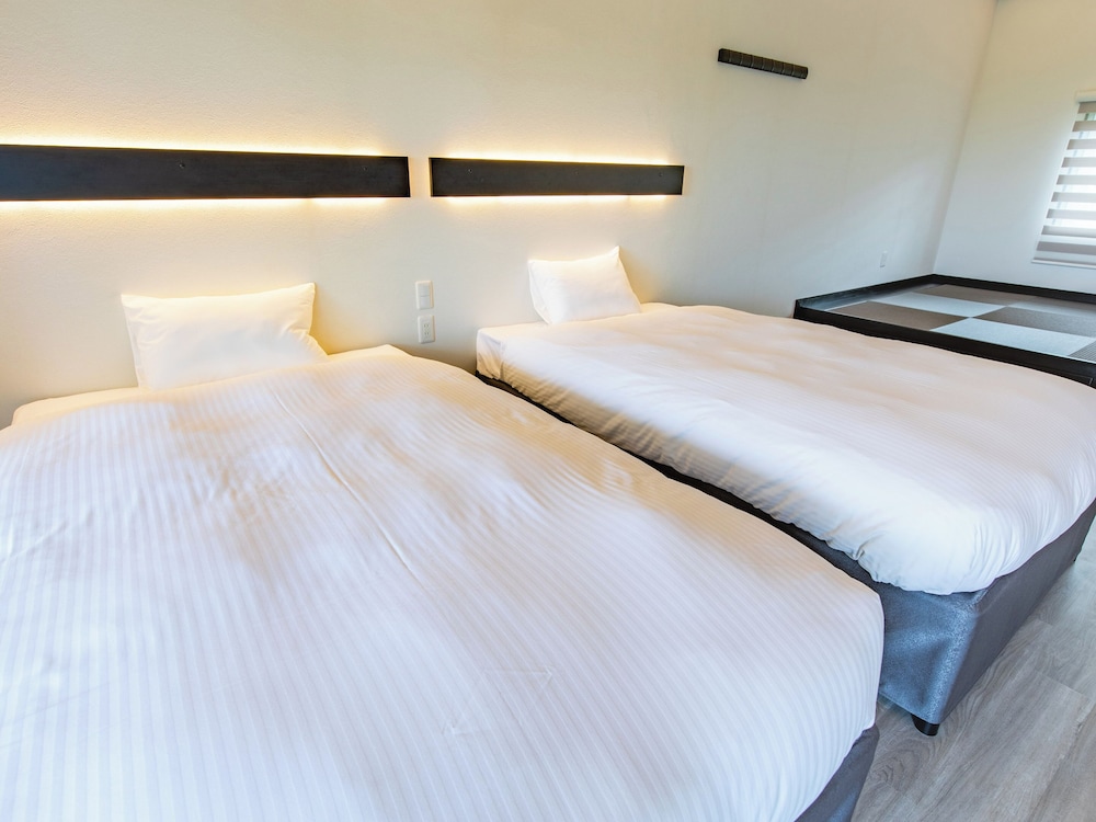 ファミリーデッキコテージ　サウナ有　禁煙　オーシャンビュー 客室8 | 長浜ビーチリゾート 海音