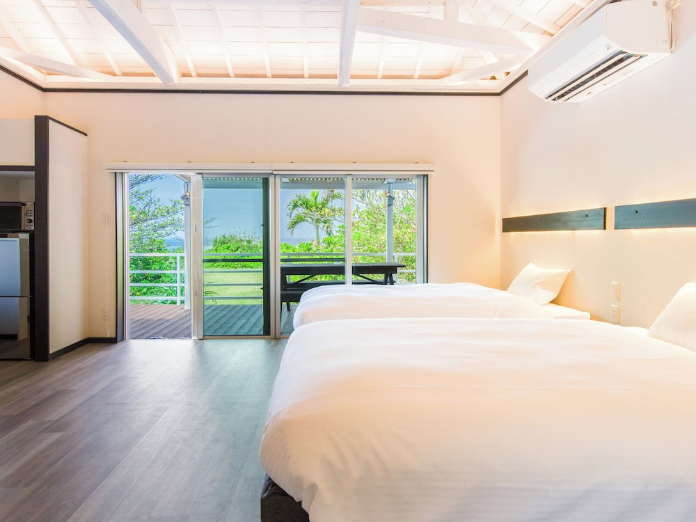 ファミリーデッキコテージ　サウナ有　禁煙　オーシャンビュー 客室3 | 長浜ビーチリゾート 海音